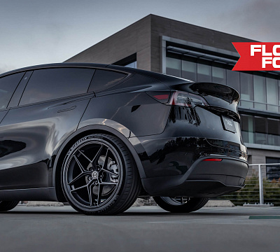 Фото дисков HRE FF11 на Tesla Model Y