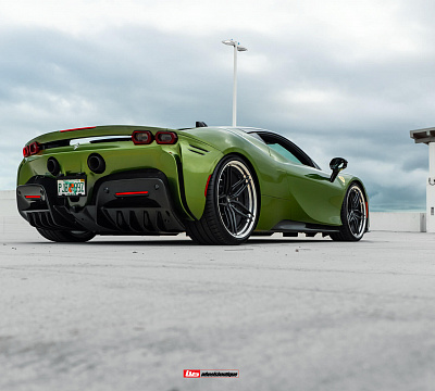 Фото дисков HRE S107SC на Ferrari SF90