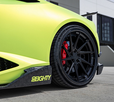 Фото дисков Strasse Wheels SV10T Deep Concave FS на Lamborghini Huracan