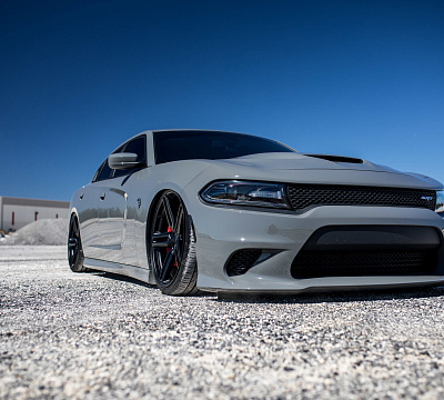 Фото дисков Vossen HF-1 на Dodge Charger VII