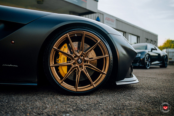 Фото дисков Vossen EVO-2R Глянцевое темное золото на Ferrari F12