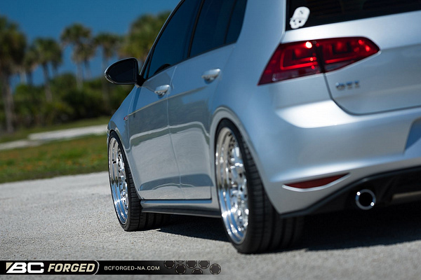 Фото дисков BC Forged LE81 // MLE81 Глянцевый лак на Volkswagen Golf VII