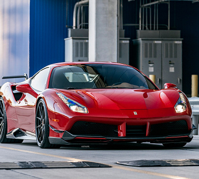Фото дисков Strasse Wheels SV5 Deep Concave FS на Ferrari 488