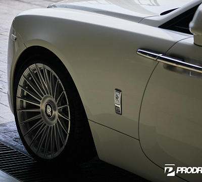 Фото дисков Vossen S17-13 на Rolls-Royce Wraith