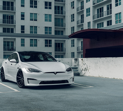 Фото дисков Vossen HF-3 на Tesla Model S
