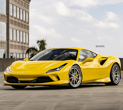 Фото дисков Strasse Wheels SV10 Deep Concave FS на Ferrari F8