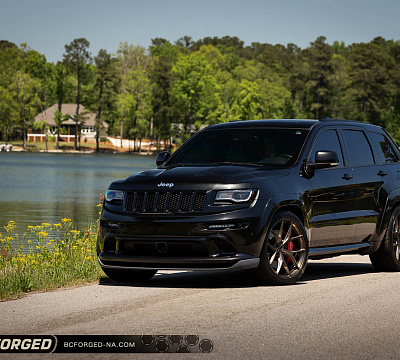 Фото дисков BC Forged RZ21 на Jeep Grand Cherokee IV