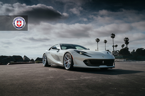 Фото дисков HRE P101SC Глянцевый лак на Ferrari 812