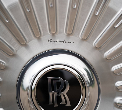 Фото дисков Brixton Forged LX07 на Rolls-Royce Wraith