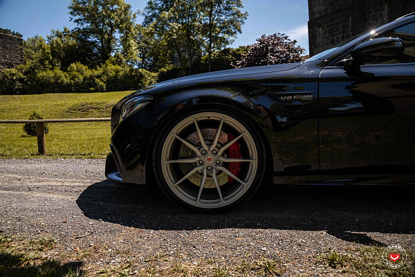Фото дисков Vossen M-X2 Сатиновый лак на Mercedes-Benz E-Class (W213, S213, C238)
