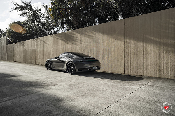 Фото дисков Vossen M-X6 (3-Piece) Черный глянец на Porsche 911 VIII