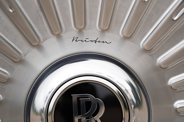 Фото дисков Brixton Forged LX07 Алмазная проточка на Rolls-Royce Wraith