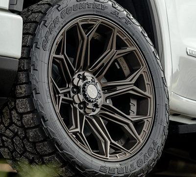Фото дисков 4PLAY 4P83 на GMC Sierra IV