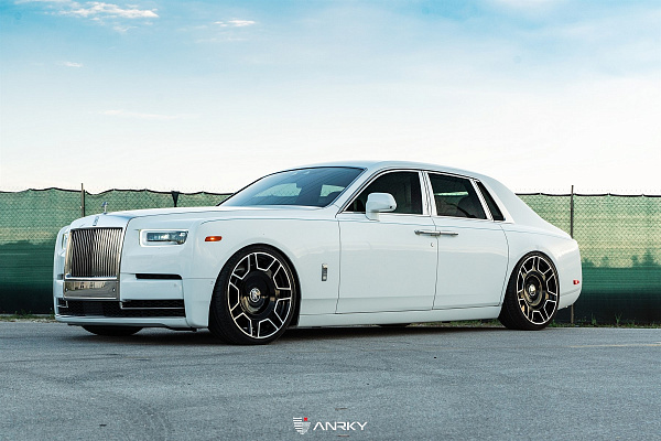 Фото дисков Anrky RF-277 Алмазная проточка на Rolls-Royce Phantom