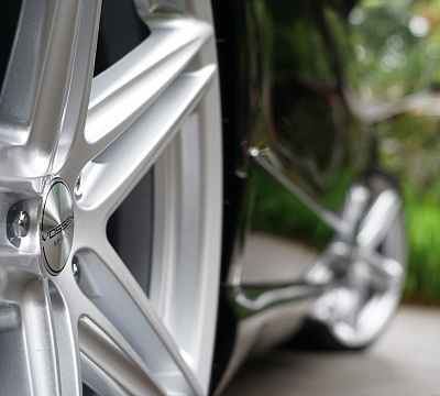 Фото дисков Vossen VFS-5 на Mercedes-Benz CLS (C218)