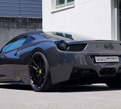 Фото дисков HRE P104 на Ferrari 458