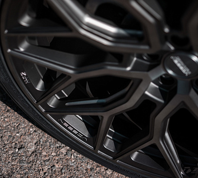 Фото дисков Vossen HF-2 на Audi Q7 (4M)