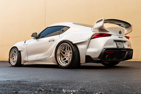 Фото дисков Anrky S3-X3 Полированный лак на Toyota Supra A90