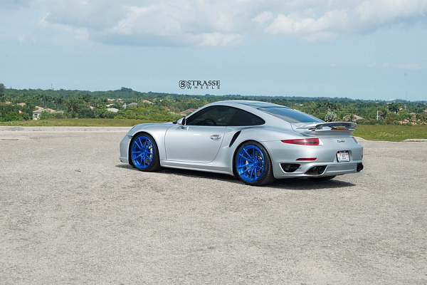 Фото дисков Strasse Wheels SV1 Deep Concave Monoblock Другой цвет на Porsche 911 VII