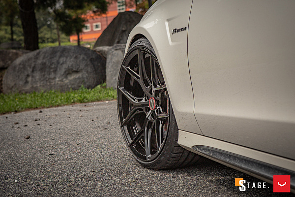 Фото дисков Vossen HF-5 Черный глянец на Mercedes-Benz CLS (C218)