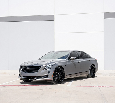 Фото дисков Savini BM15 на Cadillac CT5