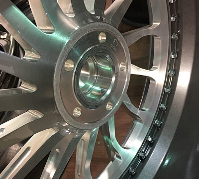 ADV.1 ADV15R Track Spec CS