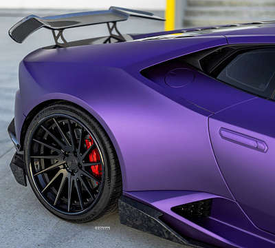 Фото дисков Strasse Wheels SV15T Deep Concave FS на Lamborghini Huracan