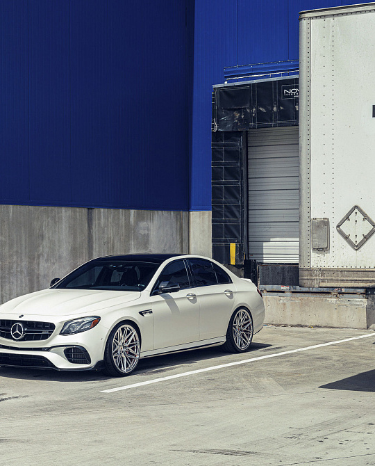 Фото дисков EVO-5R Полированный лак на Mercedes-Benz E-Class (W213, S213, C238)