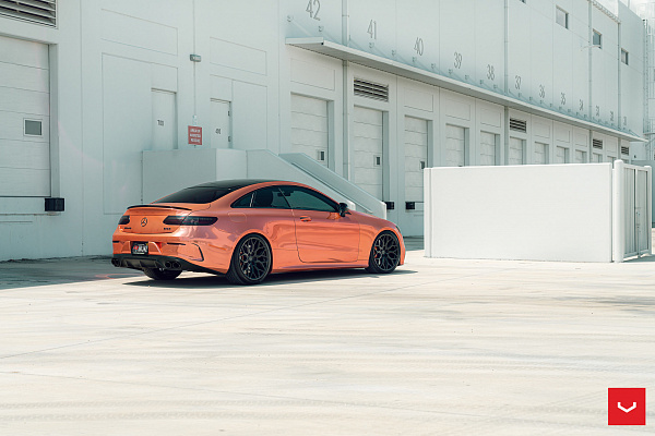 Фото дисков Vossen HF-2 Черный глянец на Mercedes-Benz E-Class (W213, S213, C238)
