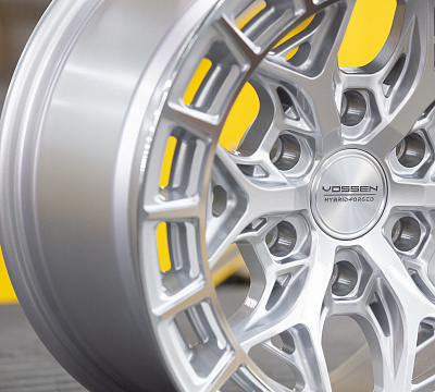 Vossen HFX-1 (6-Lug)