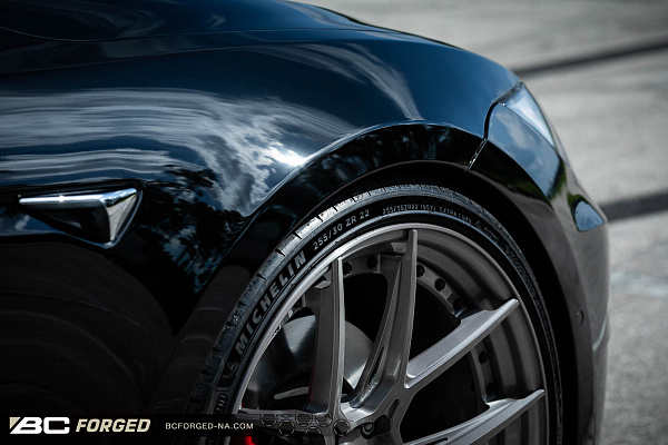 Фото дисков BC Forged HCA381 Глянцевый тонированный лак на Tesla Model S