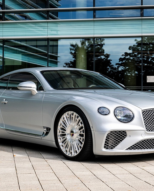 Фото дисков LX01 Глянцевый лак на Bentley Continental GT III