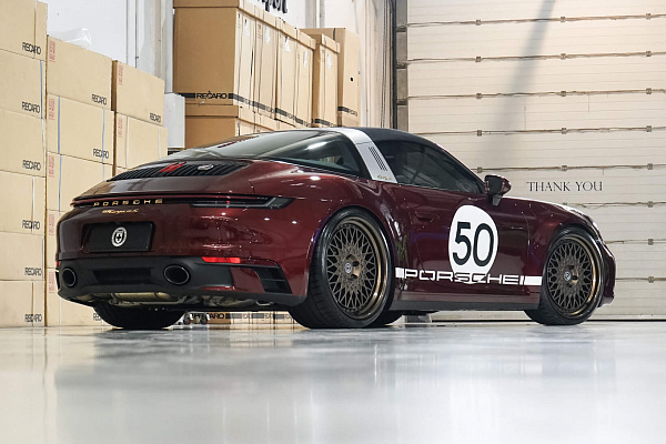 Фото дисков HRE 501 Сатиновая бронза на Porsche 911 VIII