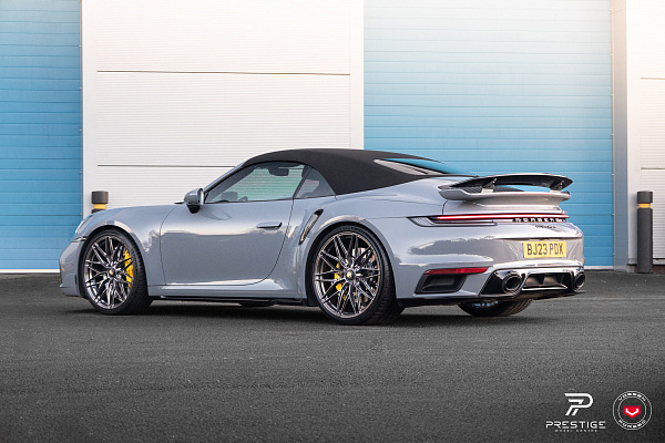Фото дисков Vossen S21-02 Глянцевый темный лак на Porsche 911 VIII