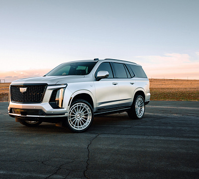 Фото дисков Vossen LCX-01 на Cadillac Escalade V