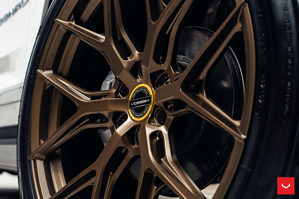 Фото дисков Vossen HF6-4 Сатиновая бронза на GMC Yukon V