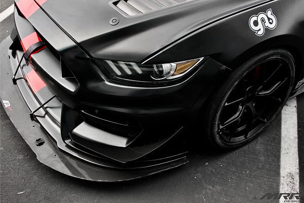 Фото дисков MRR FS06 Черный сатин на Ford Mustang VI
