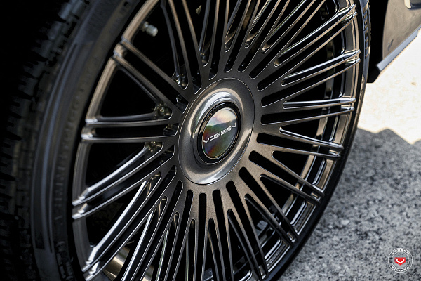 Фото дисков Vossen S17-14 Глянцевый темный лак на Lexus LX III