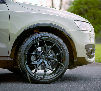 Фото дисков Vossen HF-5 на Audi Q3 (8U)