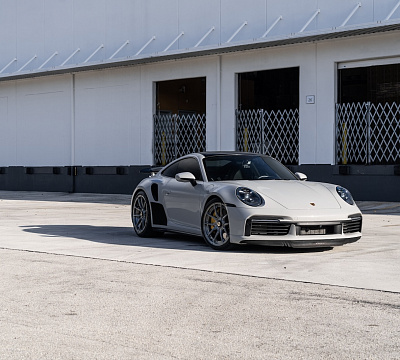 Фото дисков Strasse Wheels SV5 Deep Concave Duoblock на Porsche 911 VIII