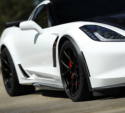 Фото дисков BC Forged RZ05 на Chevrolet Corvette C7