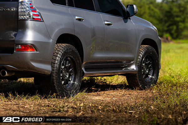 Фото дисков BC Forged LE72 // MLE72 Глянцевый темный лак на Lexus GX II