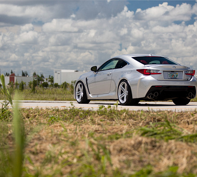 Фото дисков Vossen VFS-5 на Lexus RC