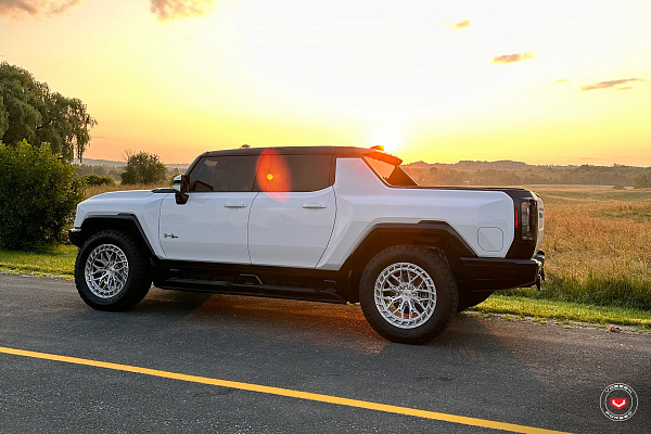 Hummer EV