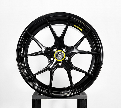 Strasse Wheels SM5R Deep Concave FS