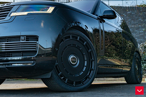 Фото дисков Vossen HF-9 Черный сатин на Land Rover Range Rover V