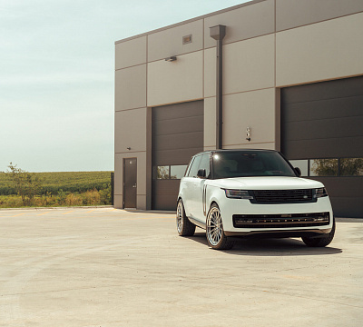 Фото дисков Vossen VPS-2 (3-Piece) на Land Rover Range Rover V