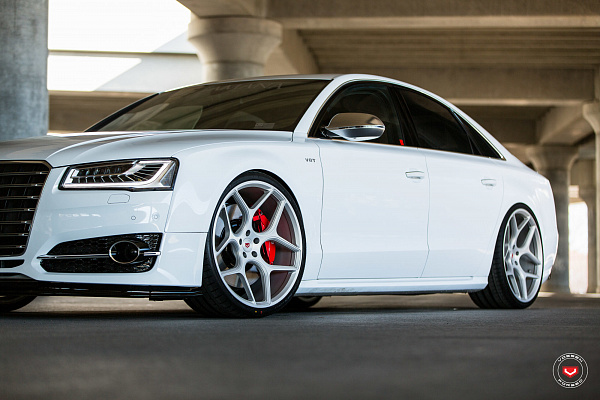 Фото дисков Vossen CG-205 Сатиновый лак на Audi A/S 8 (D4)