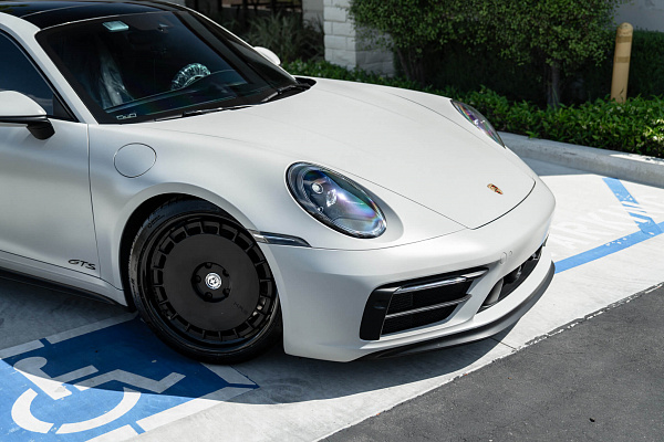 Фото дисков HRE 935 Черный сатин на Porsche 911 VIII