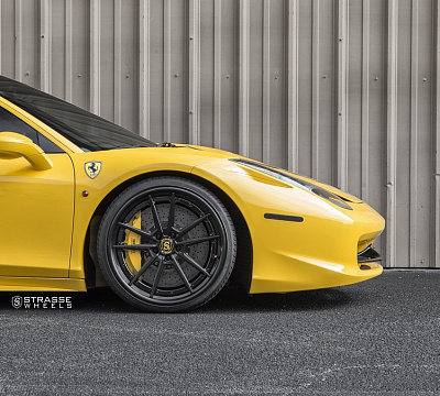 Фото дисков Strasse Wheels SV1 Deep Concave FS на Ferrari 458